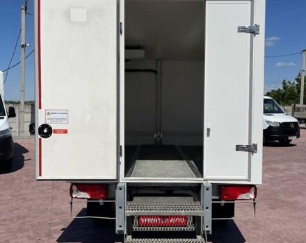 Белый Мерседес Sprinter, объемом двигателя 1.9 л и пробегом 226 тыс. км за 23850 $, фото 5 на Automoto.ua