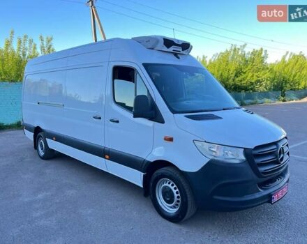 Белый Мерседес Sprinter, объемом двигателя 3 л и пробегом 279 тыс. км за 32999 $, фото 16 на Automoto.ua