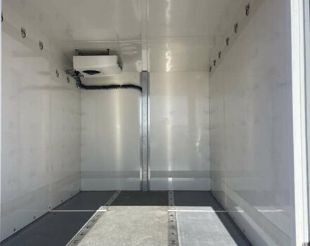 Белый Мерседес Sprinter, объемом двигателя 2.1 л и пробегом 193 тыс. км за 24250 $, фото 10 на Automoto.ua