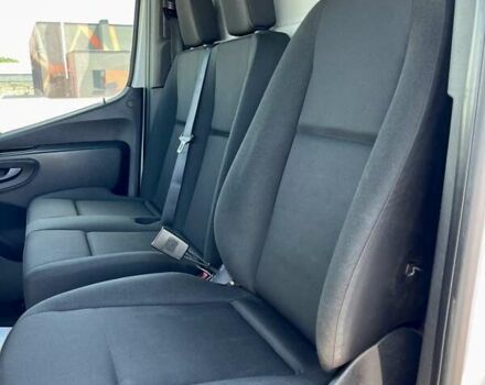 Білий Мерседес Sprinter, об'ємом двигуна 2 л та пробігом 212 тис. км за 23950 $, фото 17 на Automoto.ua