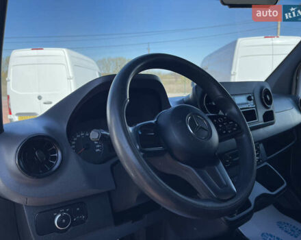 Белый Мерседес Sprinter, объемом двигателя 2.1 л и пробегом 193 тыс. км за 24250 $, фото 25 на Automoto.ua