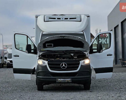 Белый Мерседес Sprinter, объемом двигателя 2.2 л и пробегом 190 тыс. км за 35900 $, фото 36 на Automoto.ua
