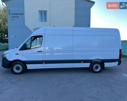 Белый Мерседес Sprinter, объемом двигателя 3 л и пробегом 279 тыс. км за 32999 $, фото 5 на Automoto.ua