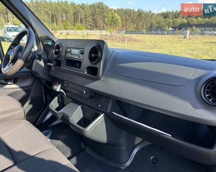 Білий Мерседес Sprinter, об'ємом двигуна 2.2 л та пробігом 198 тис. км за 22300 $, фото 21 на Automoto.ua