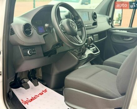 Белый Мерседес Sprinter, объемом двигателя 2.1 л и пробегом 356 тыс. км за 26500 $, фото 21 на Automoto.ua
