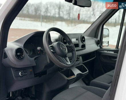Белый Мерседес Sprinter, объемом двигателя 2 л и пробегом 192 тыс. км за 26500 $, фото 13 на Automoto.ua