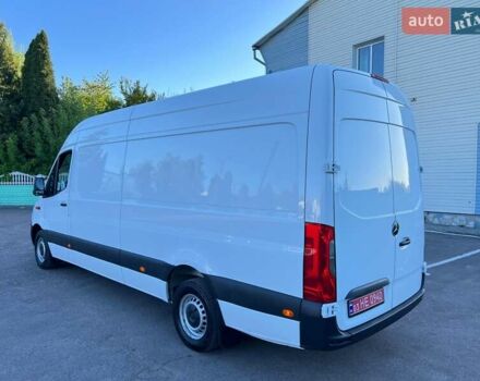 Белый Мерседес Sprinter, объемом двигателя 3 л и пробегом 279 тыс. км за 32999 $, фото 22 на Automoto.ua