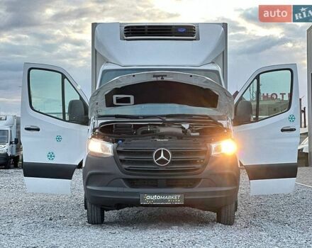 Белый Мерседес Sprinter, объемом двигателя 2.2 л и пробегом 142 тыс. км за 34900 $, фото 27 на Automoto.ua