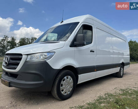 Белый Мерседес Sprinter, объемом двигателя 2.2 л и пробегом 210 тыс. км за 30300 $, фото 28 на Automoto.ua