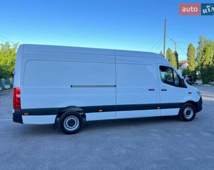Белый Мерседес Sprinter, объемом двигателя 3 л и пробегом 279 тыс. км за 32999 $, фото 19 на Automoto.ua