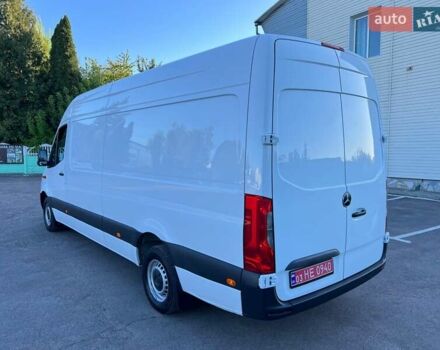 Белый Мерседес Sprinter, объемом двигателя 3 л и пробегом 279 тыс. км за 32999 $, фото 10 на Automoto.ua
