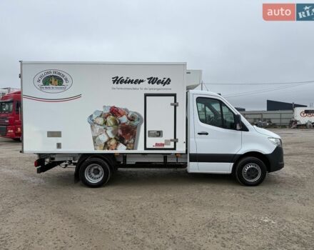 Белый Мерседес Sprinter, объемом двигателя 2.2 л и пробегом 242 тыс. км за 35800 $, фото 7 на Automoto.ua