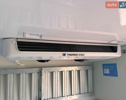 Белый Мерседес Sprinter, объемом двигателя 2.1 л и пробегом 326 тыс. км за 26900 $, фото 33 на Automoto.ua