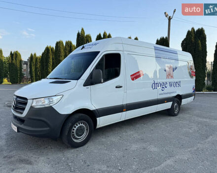 Белый Мерседес Sprinter, объемом двигателя 2.2 л и пробегом 300 тыс. км за 32500 $, фото 13 на Automoto.ua