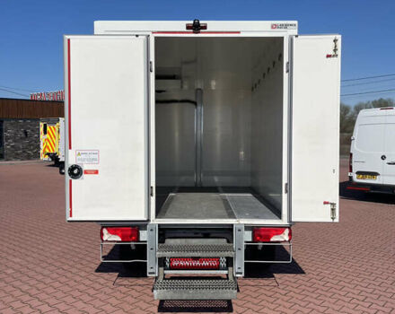 Белый Мерседес Sprinter, объемом двигателя 2.1 л и пробегом 193 тыс. км за 24250 $, фото 9 на Automoto.ua