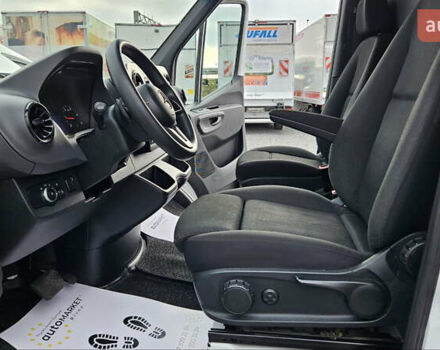 Белый Мерседес Sprinter, объемом двигателя 2.2 л и пробегом 190 тыс. км за 35900 $, фото 53 на Automoto.ua