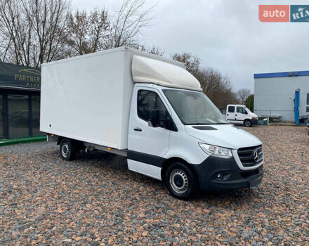 Белый Мерседес Sprinter, объемом двигателя 2.2 л и пробегом 211 тыс. км за 27000 $, фото 12 на Automoto.ua