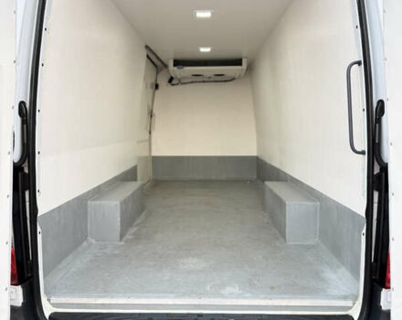 Белый Мерседес Sprinter, объемом двигателя 2 л и пробегом 342 тыс. км за 28850 $, фото 14 на Automoto.ua