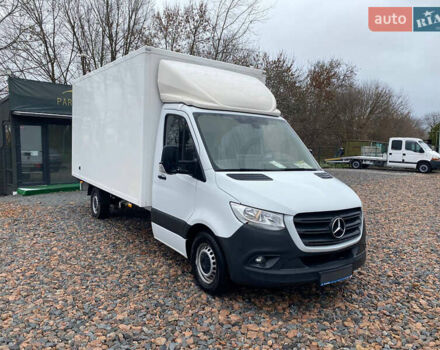 Белый Мерседес Sprinter, объемом двигателя 2.2 л и пробегом 211 тыс. км за 27000 $, фото 13 на Automoto.ua