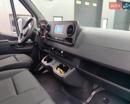 Білий Мерседес Sprinter, об'ємом двигуна 2.1 л та пробігом 300 тис. км за 29300 $, фото 28 на Automoto.ua