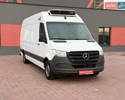 Белый Мерседес Sprinter, объемом двигателя 2 л и пробегом 342 тыс. км за 28850 $, фото 1 на Automoto.ua