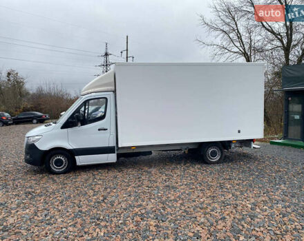 Белый Мерседес Sprinter, объемом двигателя 2.2 л и пробегом 211 тыс. км за 27000 $, фото 5 на Automoto.ua