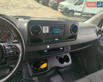 Белый Мерседес Sprinter, объемом двигателя 2.1 л и пробегом 280 тыс. км за 25900 $, фото 13 на Automoto.ua