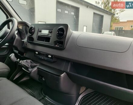Білий Мерседес Sprinter, об'ємом двигуна 2.2 л та пробігом 260 тис. км за 32900 $, фото 15 на Automoto.ua