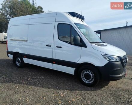 Белый Мерседес Sprinter, объемом двигателя 2.1 л и пробегом 280 тыс. км за 25900 $, фото 5 на Automoto.ua