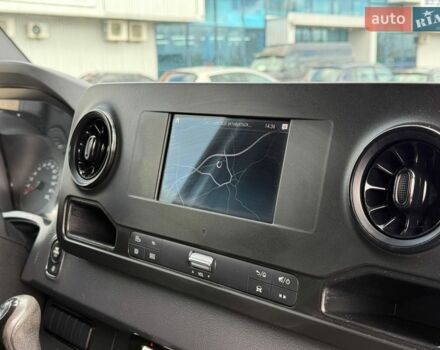 Белый Мерседес Sprinter, объемом двигателя 2 л и пробегом 351 тыс. км за 23800 $, фото 14 на Automoto.ua