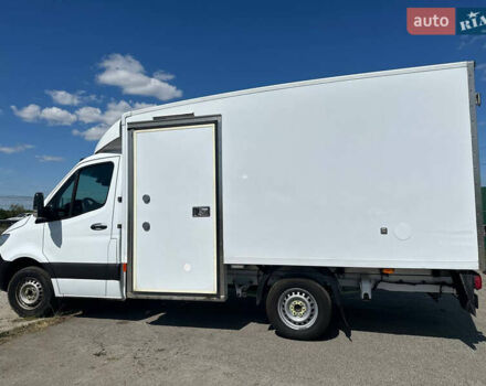 Білий Мерседес Sprinter, об'ємом двигуна 2.2 л та пробігом 225 тис. км за 25685 $, фото 1 на Automoto.ua
