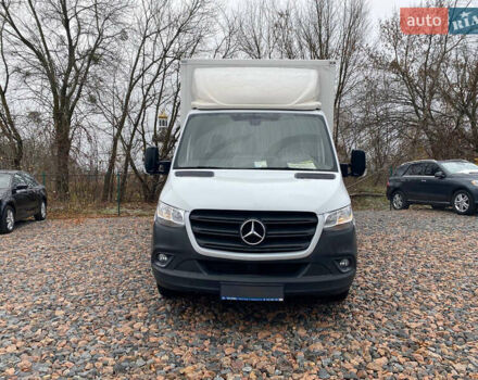 Белый Мерседес Sprinter, объемом двигателя 2.2 л и пробегом 211 тыс. км за 27000 $, фото 2 на Automoto.ua