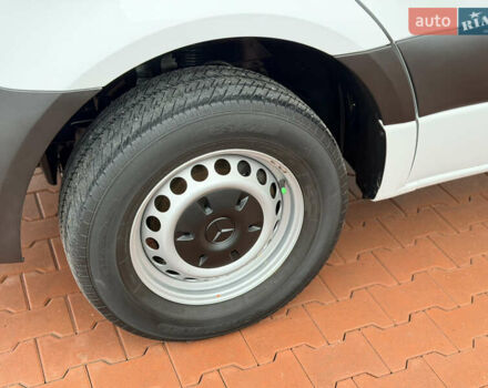 Белый Мерседес Sprinter, объемом двигателя 2.1 л и пробегом 283 тыс. км за 29300 $, фото 10 на Automoto.ua