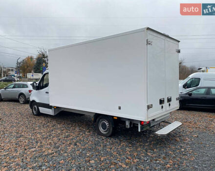 Белый Мерседес Sprinter, объемом двигателя 2.2 л и пробегом 211 тыс. км за 27000 $, фото 6 на Automoto.ua