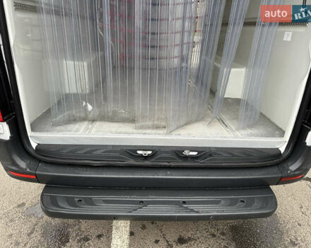 Білий Мерседес Sprinter, об'ємом двигуна 2 л та пробігом 278 тис. км за 27700 $, фото 10 на Automoto.ua