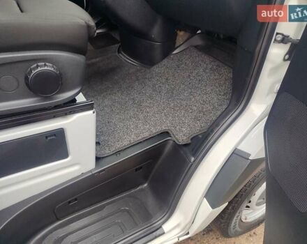 Белый Мерседес Sprinter, объемом двигателя 2 л и пробегом 265 тыс. км за 26900 $, фото 14 на Automoto.ua