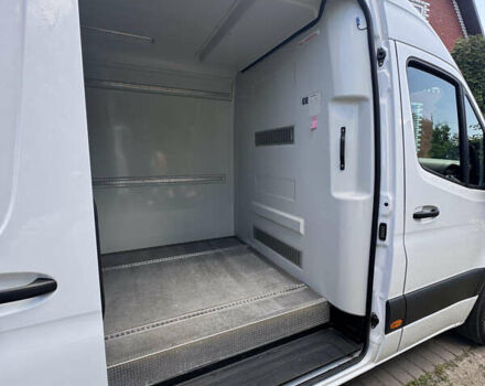 Мерседес Sprinter 2022 в Березно на Automoto.ua Белый Мерседес Sprinter, объемом двигателя 0 л и пробегом 135 тыс. км за 35011 $, фото 9 на Automoto.ua