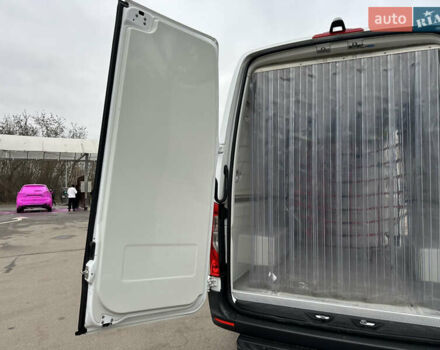 Білий Мерседес Sprinter, об'ємом двигуна 2 л та пробігом 278 тис. км за 27700 $, фото 13 на Automoto.ua