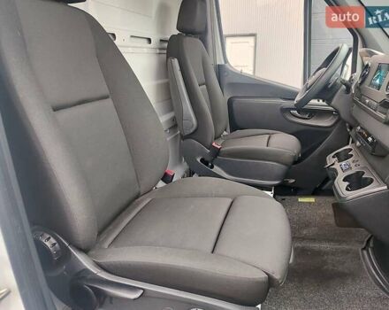 Белый Мерседес Sprinter, объемом двигателя 2 л и пробегом 265 тыс. км за 26900 $, фото 27 на Automoto.ua