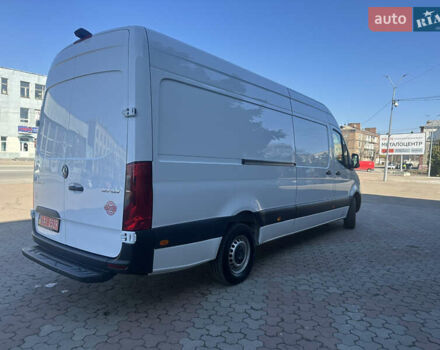 Белый Мерседес Sprinter, объемом двигателя 2 л и пробегом 278 тыс. км за 29500 $, фото 2 на Automoto.ua