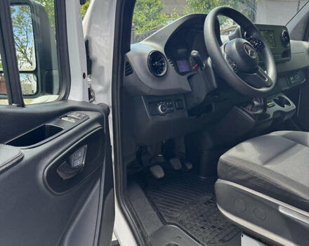 Мерседес Sprinter 2022 в Березно на Automoto.ua Белый Мерседес Sprinter, объемом двигателя 0 л и пробегом 135 тыс. км за 35011 $, фото 40 на Automoto.ua