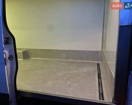 Білий Мерседес Sprinter, об'ємом двигуна 2 л та пробігом 290 тис. км за 27300 $, фото 33 на Automoto.ua