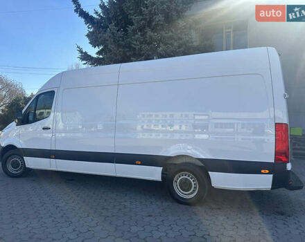 Белый Мерседес Sprinter, объемом двигателя 2 л и пробегом 278 тыс. км за 29500 $, фото 1 на Automoto.ua