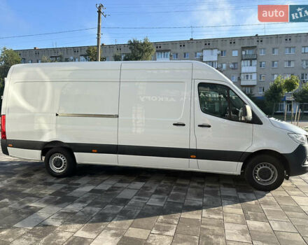 Білий Мерседес Sprinter, об'ємом двигуна 2 л та пробігом 278 тис. км за 28800 $, фото 5 на Automoto.ua