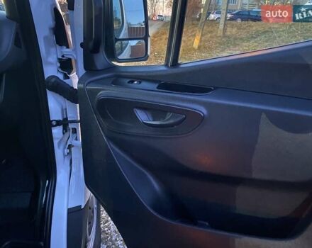 Білий Мерседес Sprinter, об'ємом двигуна 2 л та пробігом 290 тис. км за 27300 $, фото 19 на Automoto.ua