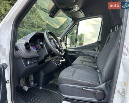 Білий Мерседес Sprinter, об'ємом двигуна 2 л та пробігом 278 тис. км за 28800 $, фото 17 на Automoto.ua