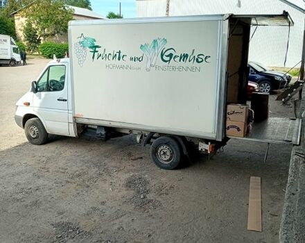 Білий Мерседес Sprinter, об'ємом двигуна 2.7 л та пробігом 750 тис. км за 11000 $, фото 6 на Automoto.ua