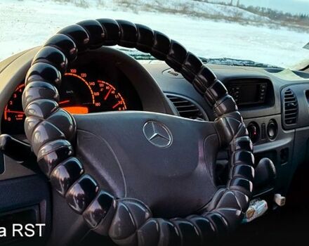 Белый Мерседес Sprinter, объемом двигателя 2.1 л и пробегом 246 тыс. км за 12900 $, фото 5 на Automoto.ua