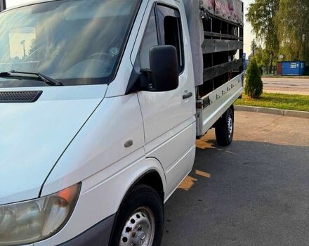 Белый Мерседес Sprinter, объемом двигателя 2.2 л и пробегом 540 тыс. км за 10500 $, фото 5 на Automoto.ua