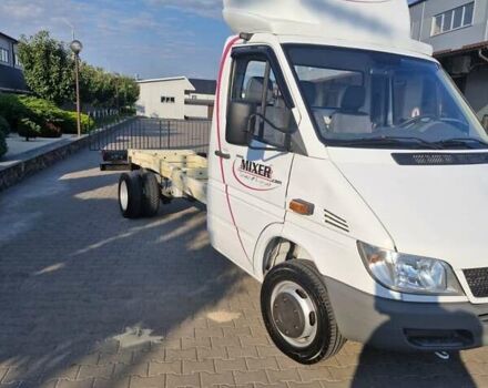 Белый Мерседес Sprinter, объемом двигателя 2.7 л и пробегом 230 тыс. км за 17550 $, фото 10 на Automoto.ua